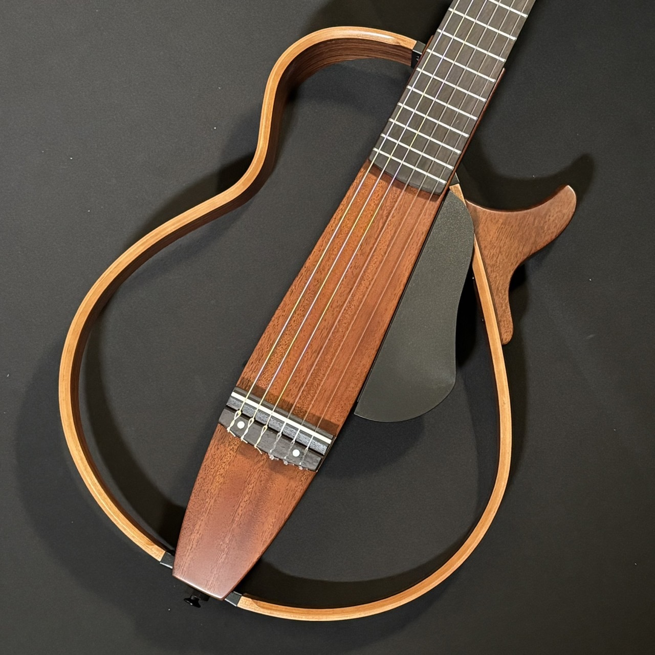 YAMAHA SLG200N NT (ナチュラル) サイレントギター ナイロン弦モデル