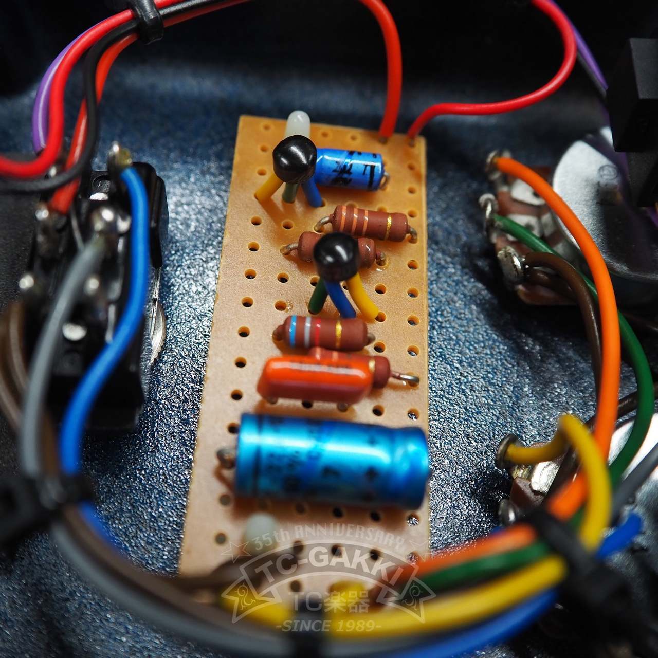 D.A.M (Differential Audio Manifestationz) HEAD BUZZ (BC209)（中古