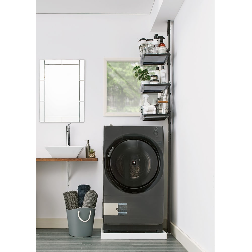 1本脚ですっきり置けるモダンランドリーラック 棚3段 幅60cm 奥行31cm