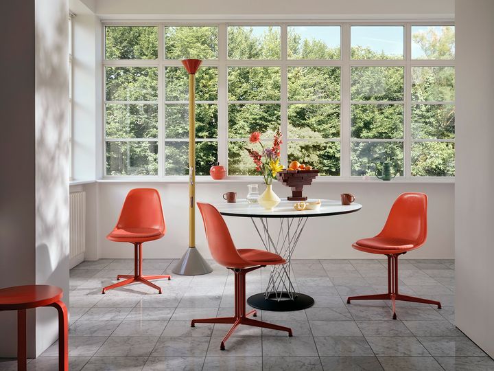 Eames Fiberglass Side Chair La Fonda, the new limited edition