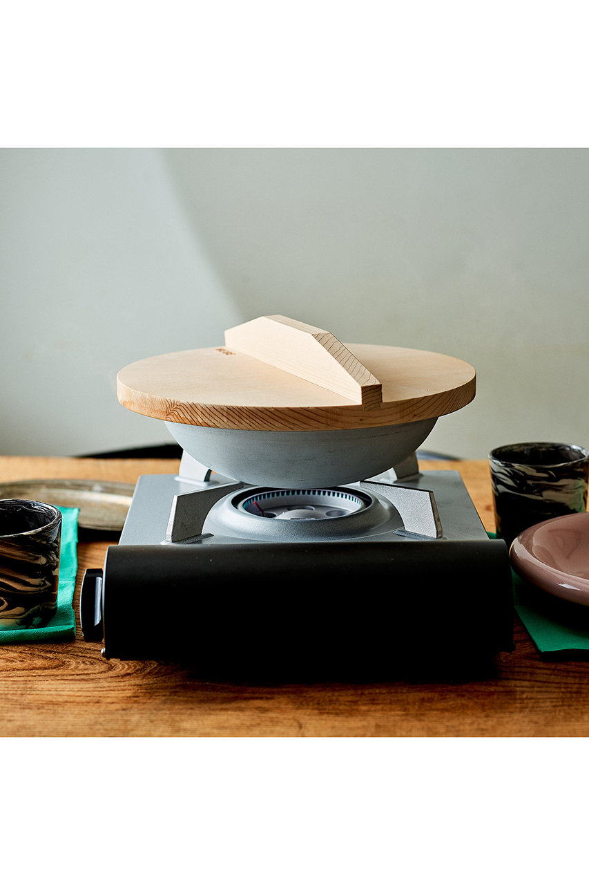 HEGE(ヘゲ)｜Φ250直火鍋（木蓋付き）セット/シルバー の通販｜ELLESHOP