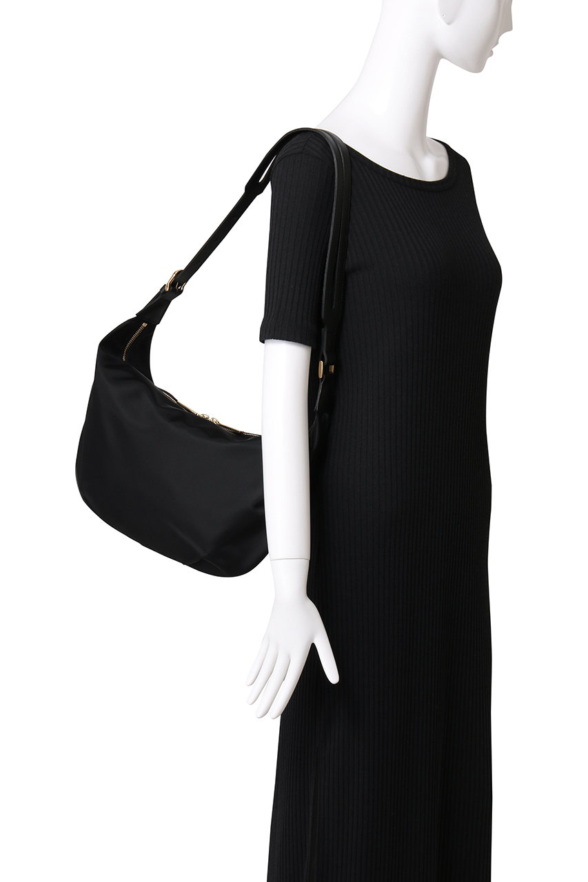 VIOLAd'ORO(ヴィオラドーロ)｜BIANCA ナイロンボディバッグ M/ブラック