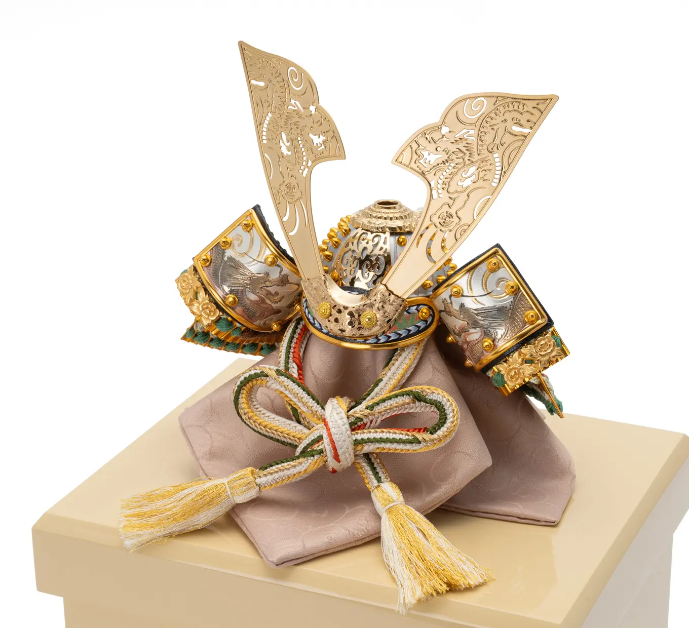 五月人形「春色に龍とうさぎの兜（収納タイプ）」｜五月人形の通販