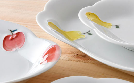 波佐見焼】ラフランス・りんご花型 プレート 大小 ペアセット 食器 皿