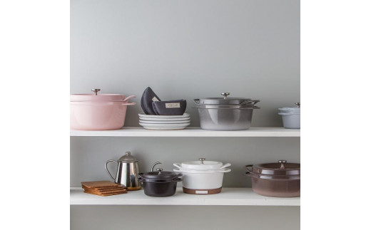 バーミキュラ オーブンポットラウンド22cm（ナチュラルベージュ） | 鍋