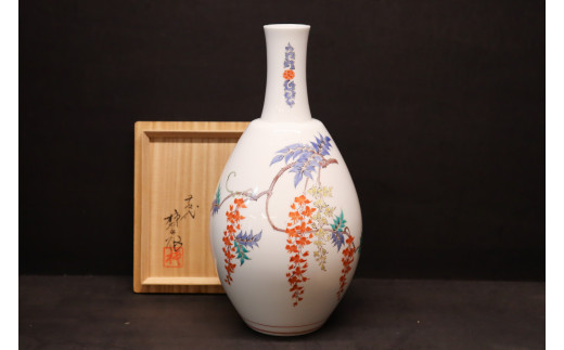 有田焼 人間国宝 十四代柿右衛門作 濁手藤文花瓶 大慶 A6500-2 - 佐賀