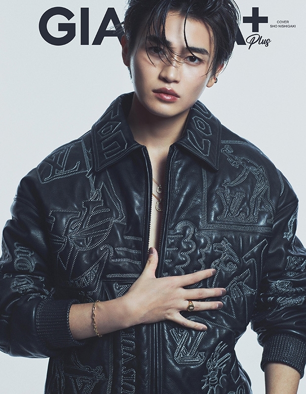 GIANNA Plus #02 cover 西垣匠 | HMV&BOOKS online - 9784911180075