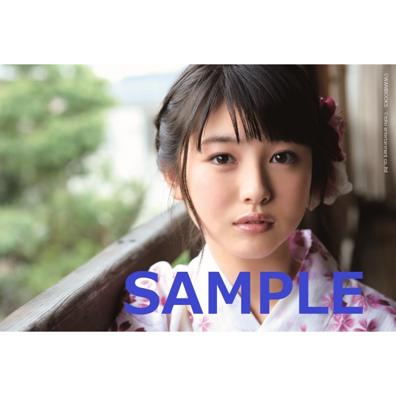 瞬間 浜辺美波写真集 : 浜辺美波 | HMV&BOOKS online - 9784847047558