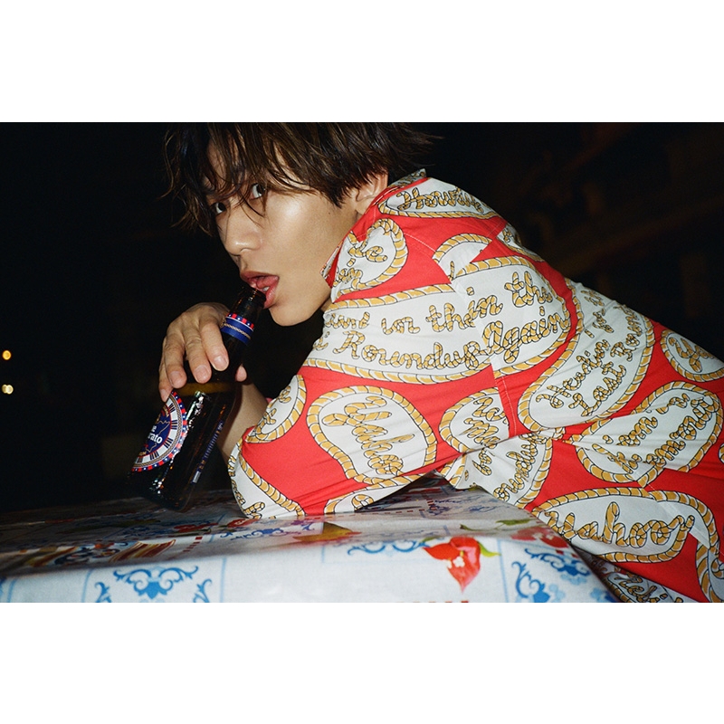 Exile Naoto 1st写真集【@loppi・hmv限定カバー版】 : EXILE NAOTO