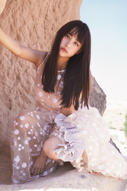 山本美月写真集 「mizuki」 : Mizuki Yamamoto | HMV&BOOKS online