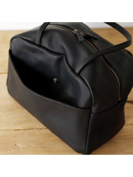 a （アー）ボストンバッグ M ブラック（バッグ・ポーチ）｜Madu