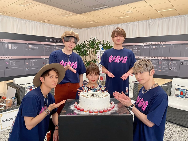 AAA デビュー15周年を感謝！Twitter日本でも！世界でも！トレンド1位