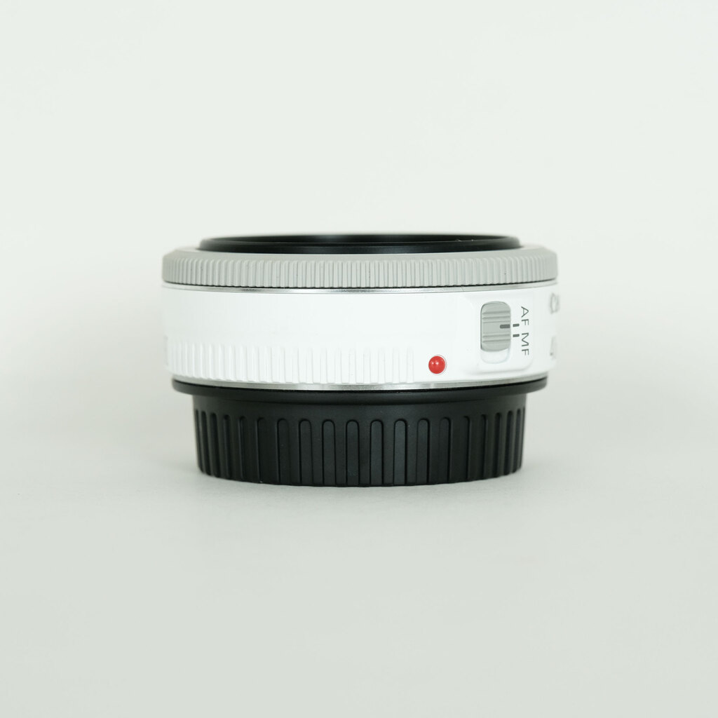 Canon EF40mm F2.8 STM ホワイトの出品 | ONE SCENE（ワンシーン）