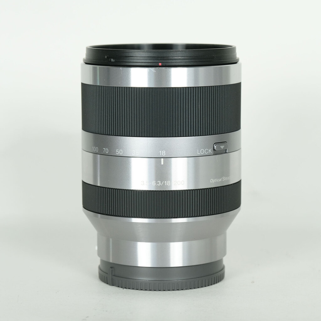 E18-200mm F3.5-6.3 OSS SEL18200 中古価格比較 - 価格.com