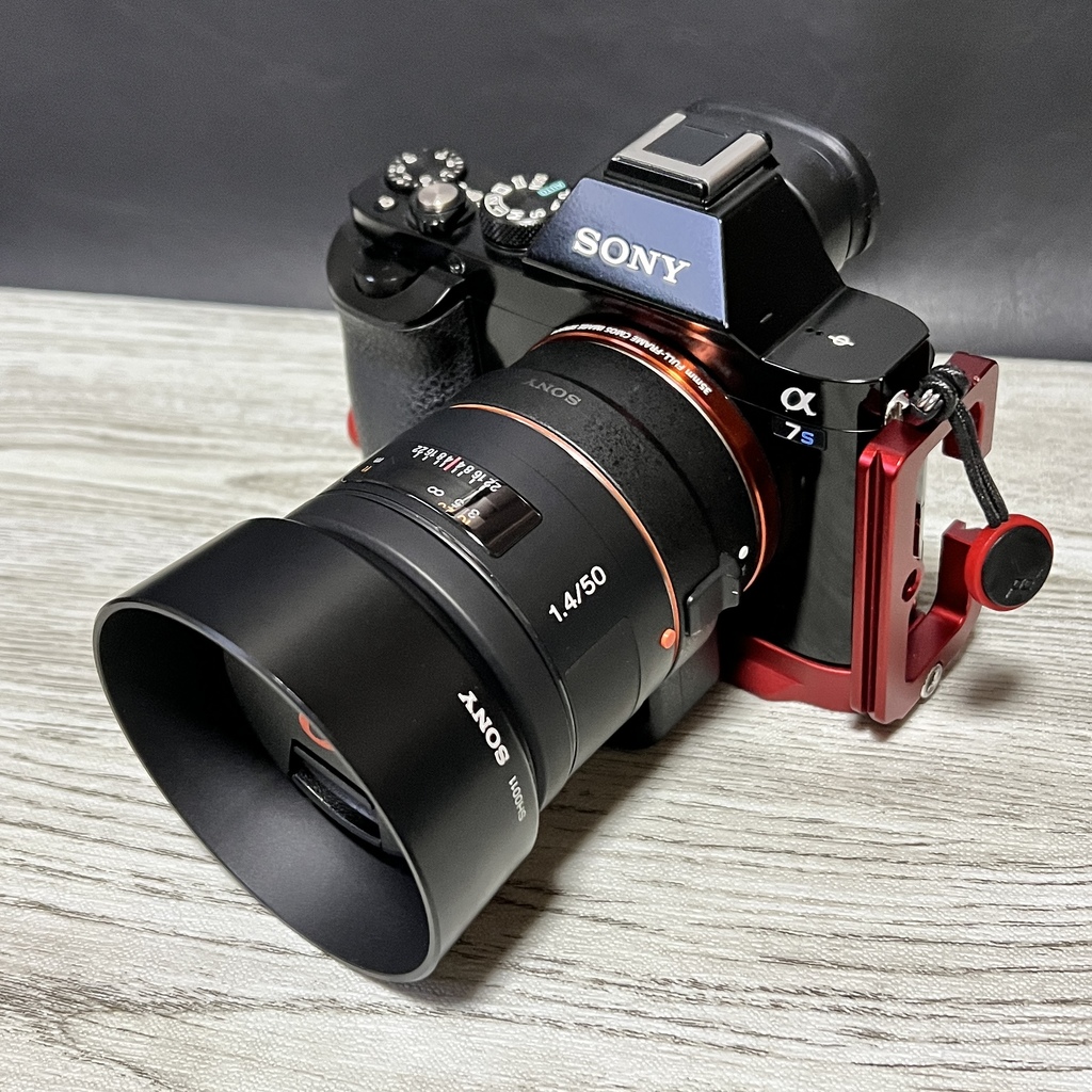 SONY 50mm F1.4 SAL50F14の出品 | ONE SCENE（ワンシーン）
