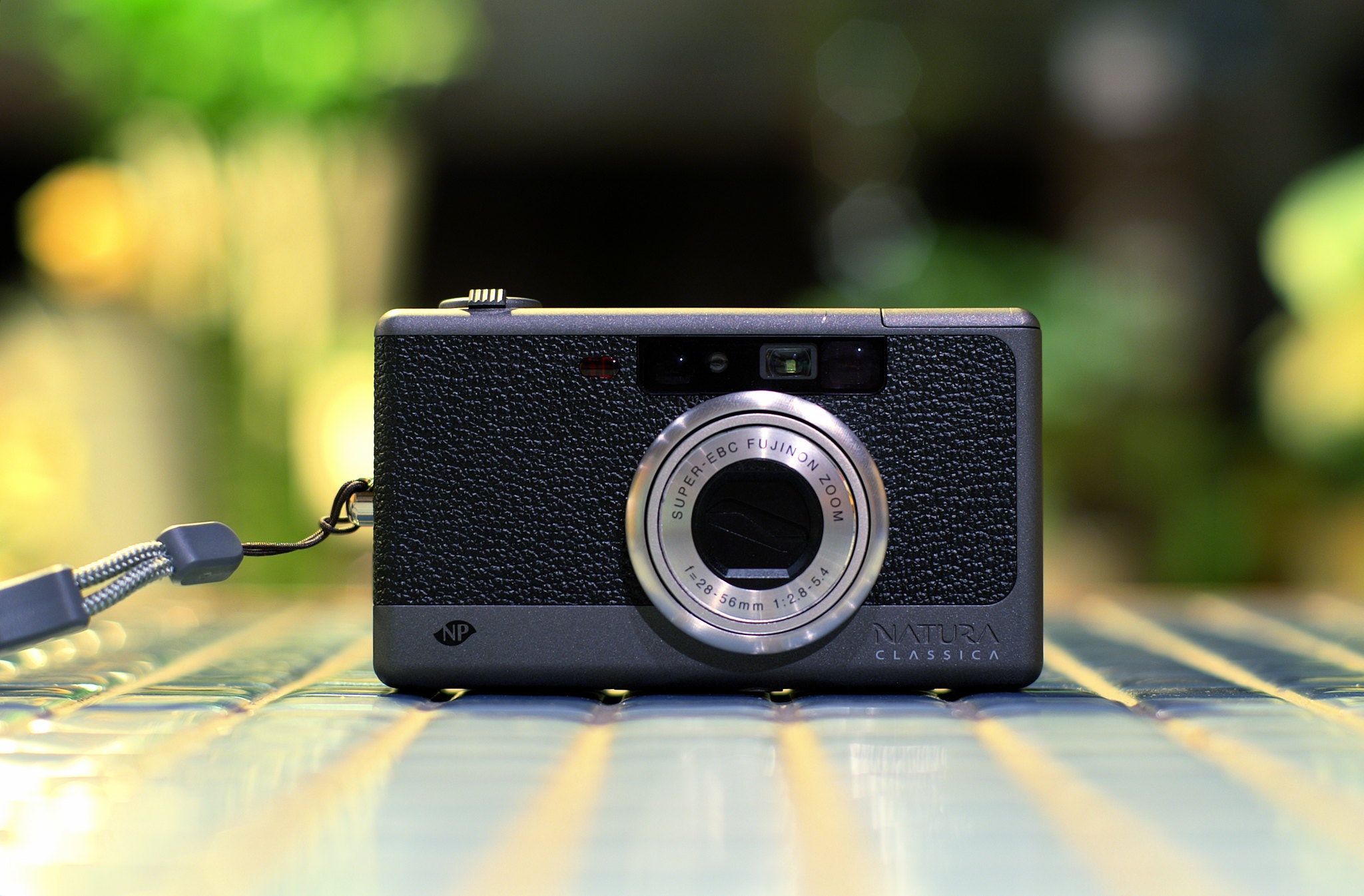 リーズナブルから高級まで。おすすめコンパクトフィルムカメラ9選