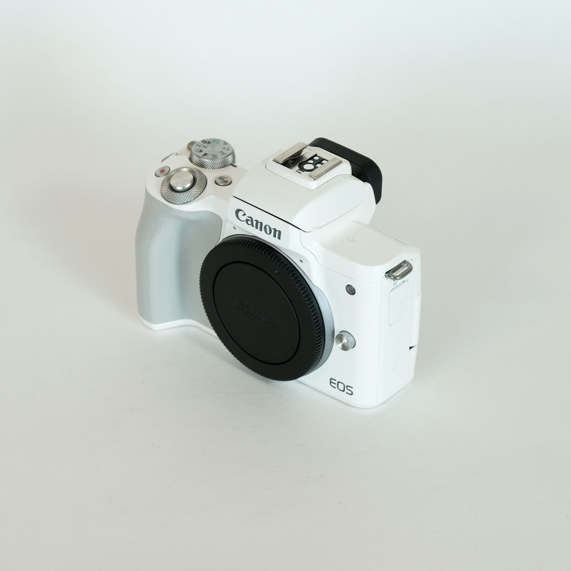 Canon EOS Kiss Mを徹底解説。作例からおすすめレンズまで | ONE SCENE