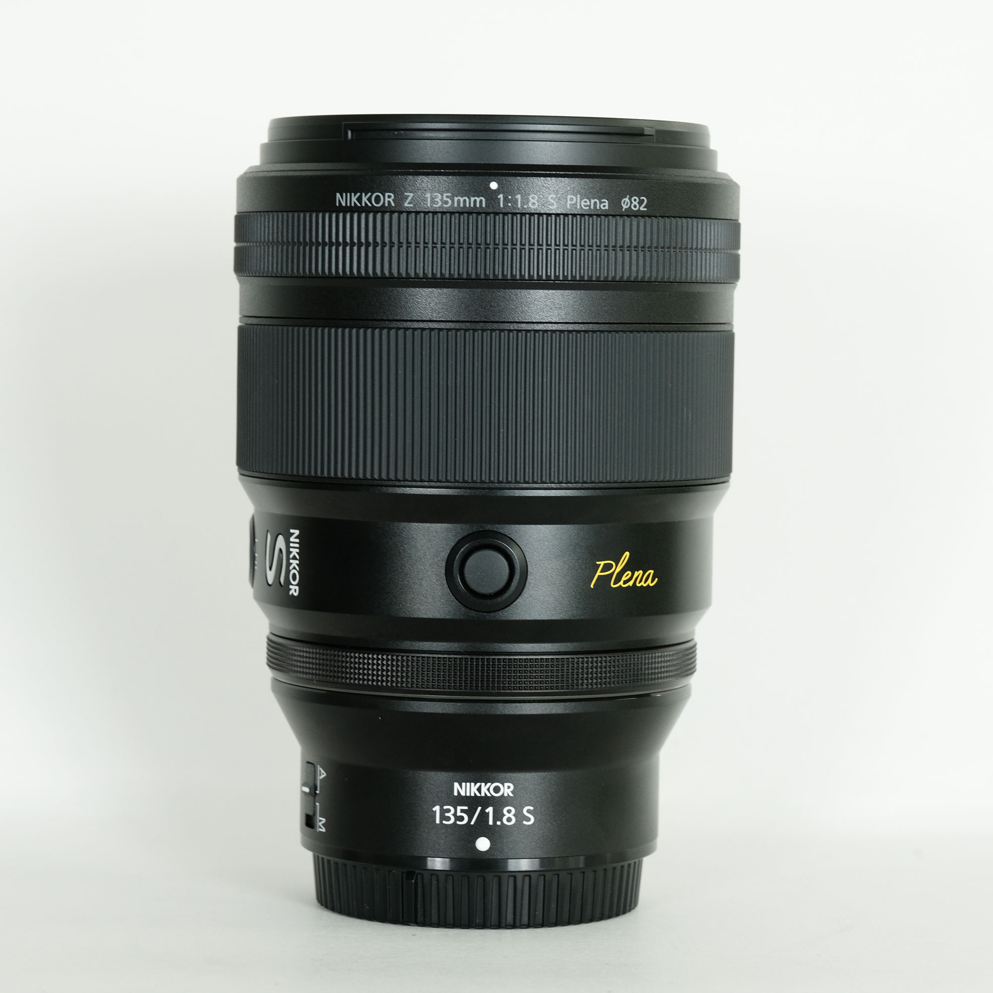 Nikon NIKKOR Z 135mm f/1.8 S Plenaを徹底解説。光に満ちた写真を生む