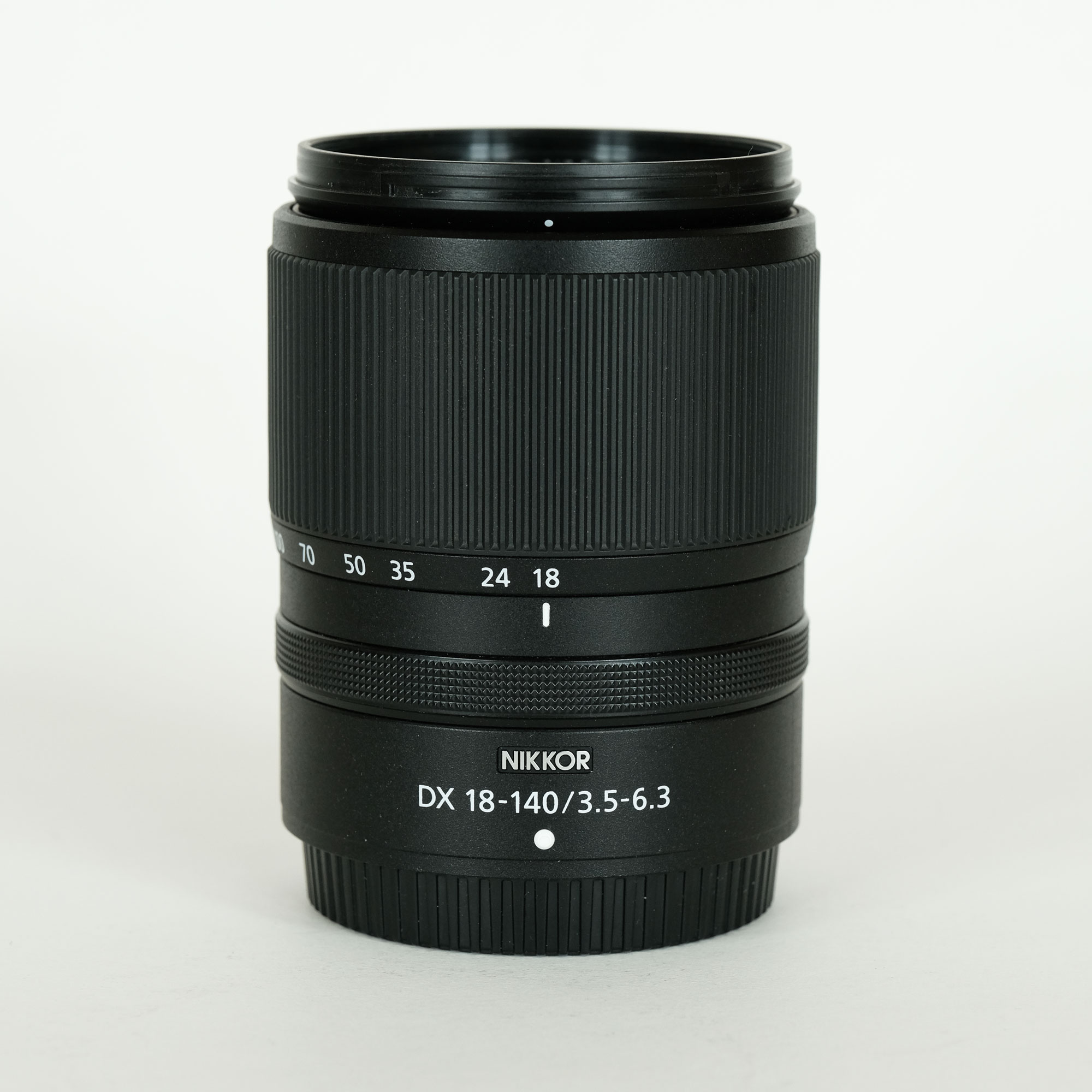 Nikon NIKKOR Z DX 18-140mm f/3.5-6.3 VRを徹底解説。愛用者レビュー