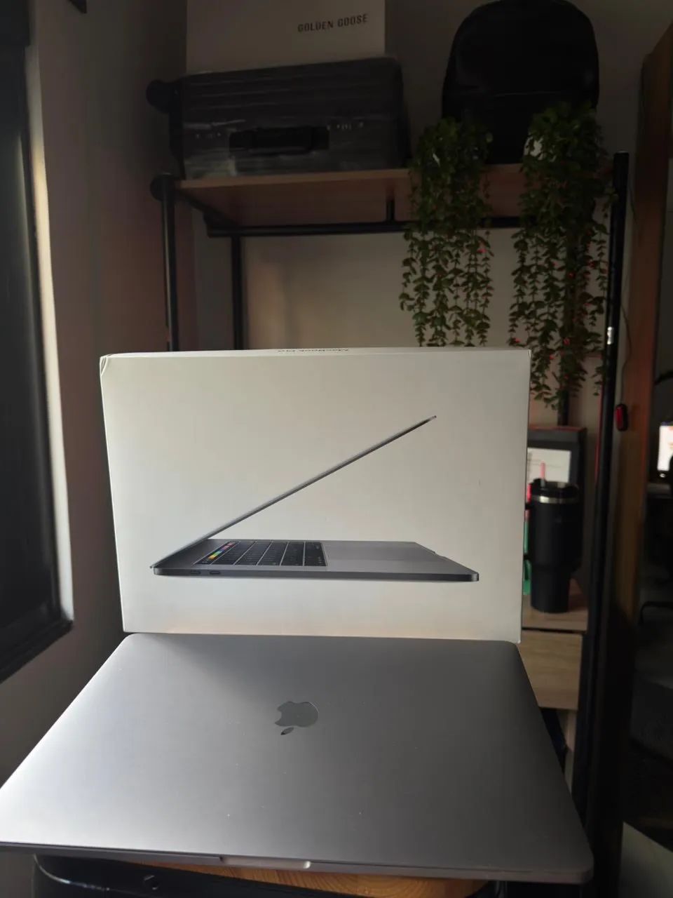 MacBook Pro 16 Inch 2019 16GB Ram 512SSD 1588 Ciclos - O Mais Novo
