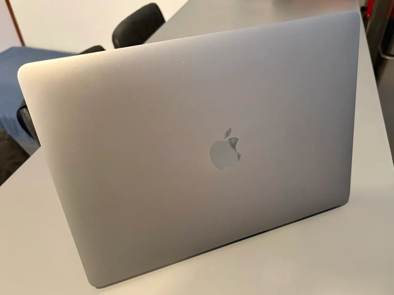MacBook Pro 2019 13