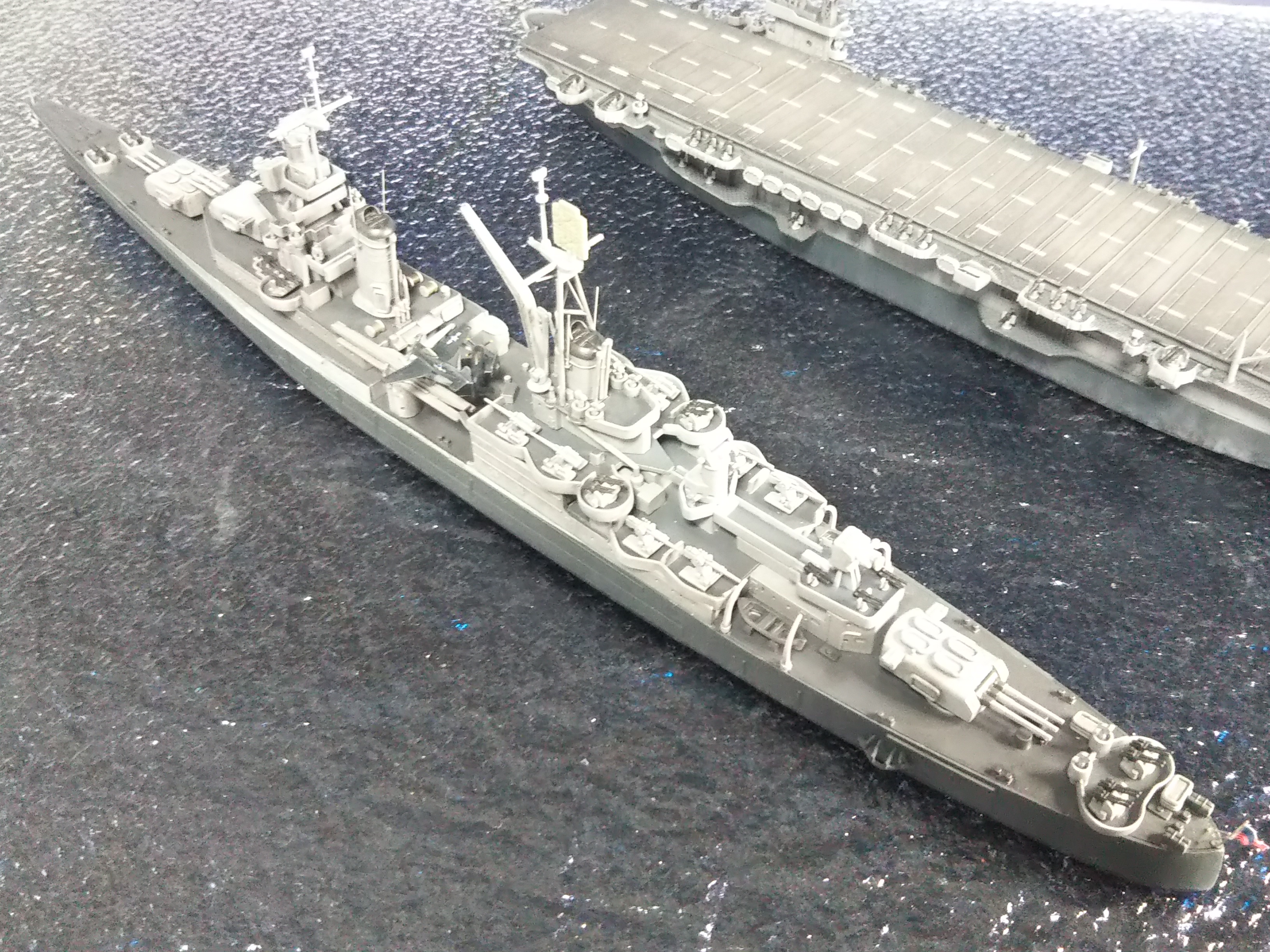 タミヤ 1/700 アメリカ海軍 重巡洋艦 「インディアナポリス」｜艦船