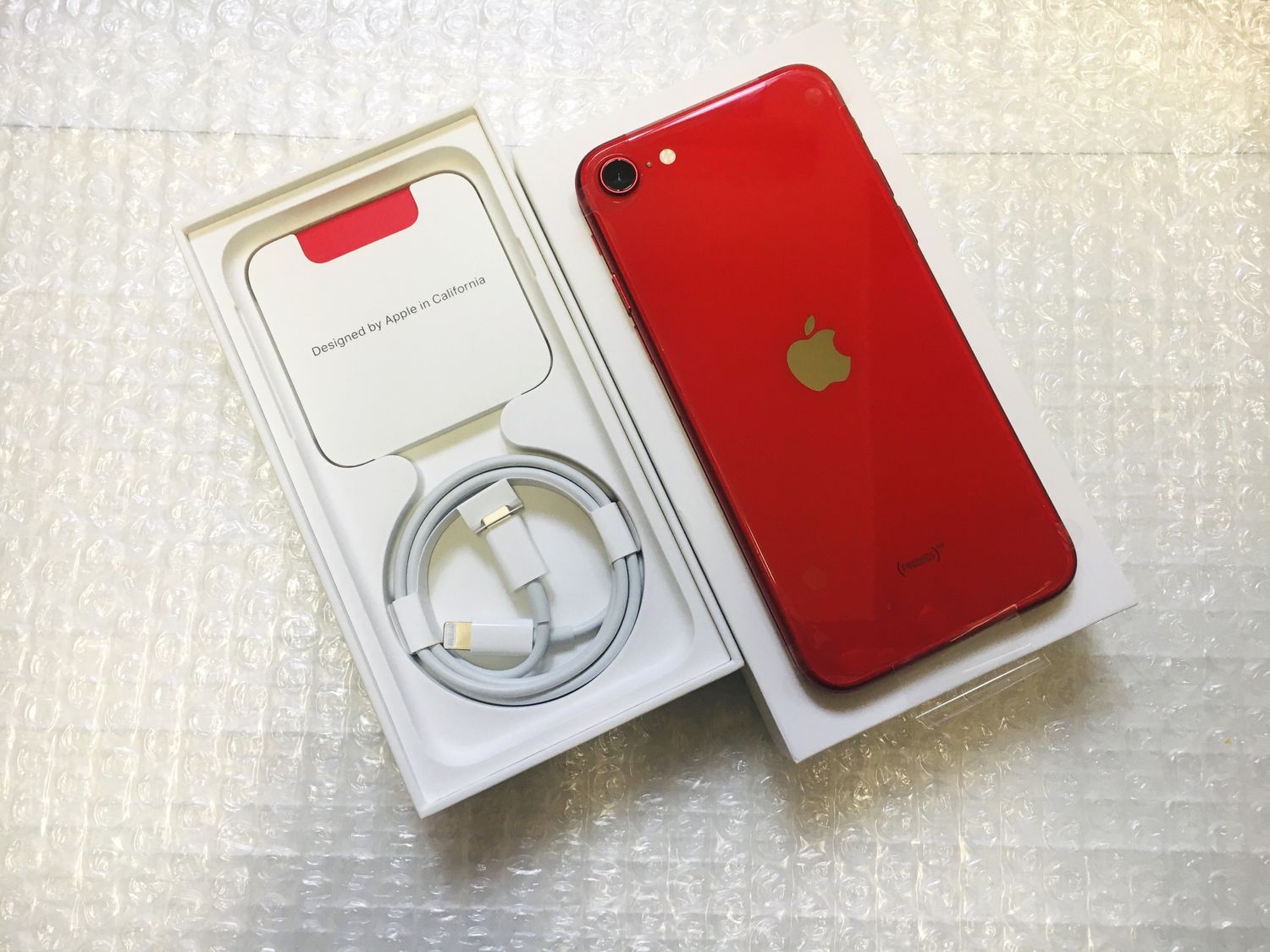 ムスビー｜未使用品 電池100％ iPhoneSE2 64GB Red SIMフリー 付属品