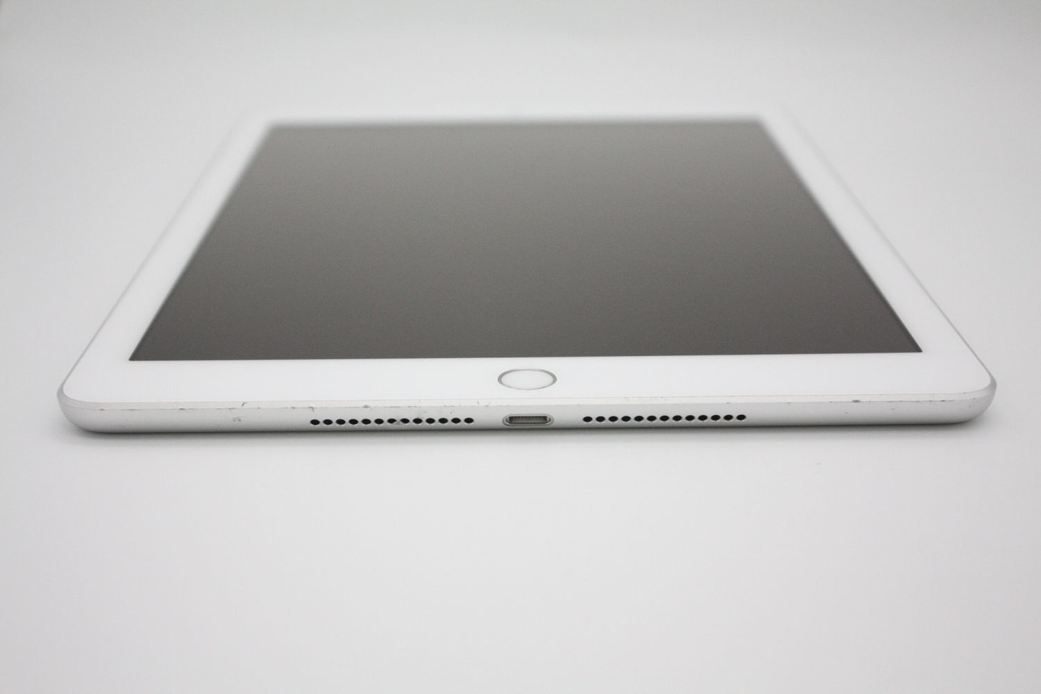 ムスビー｜iPad 第5世代 Wi-Fi+Cellularモデル 32GB SIMフリー