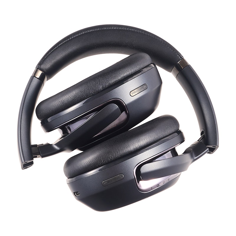 JBL TOUR ONE M2を徹底レビュー！実際に使ってわかったよい点・気に