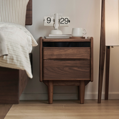 Woody Prime Walnut 北欧風ベッドサイドテーブル | 落ち着いた雰囲気を