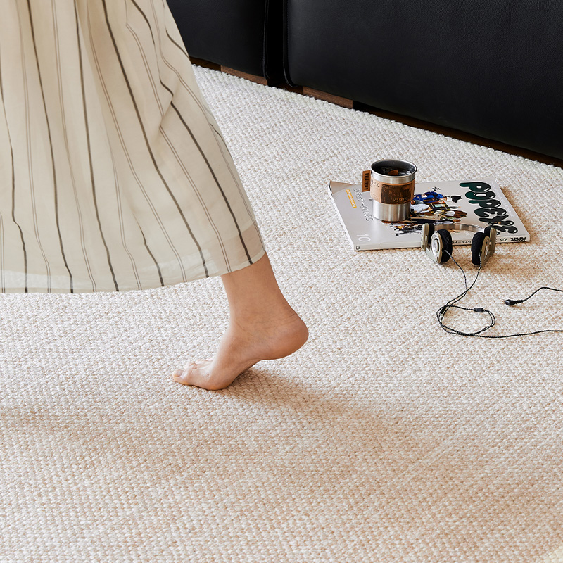 ナチュラルデザインラグ | 北欧らしいシンプルさと高品質ウールの