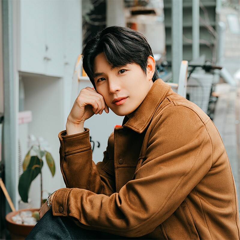 簡秀吉】NATSLIVEレシピ年賀状2026 | ライブ配信型ファンメディアNATSLIVE