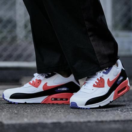 国内販売開始】ナイキ エアマックス 90 エッセンシャル ホワイト