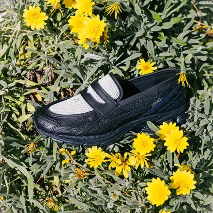 国内1月7日発売予定】 ニューバランス 1906L ローファー ブラック