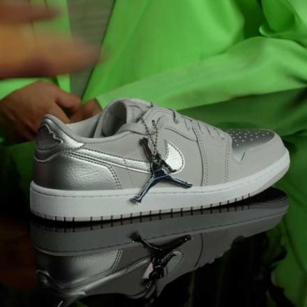 国内4月13日発売予定】ナイキ エアジョーダン 1 ロー OG