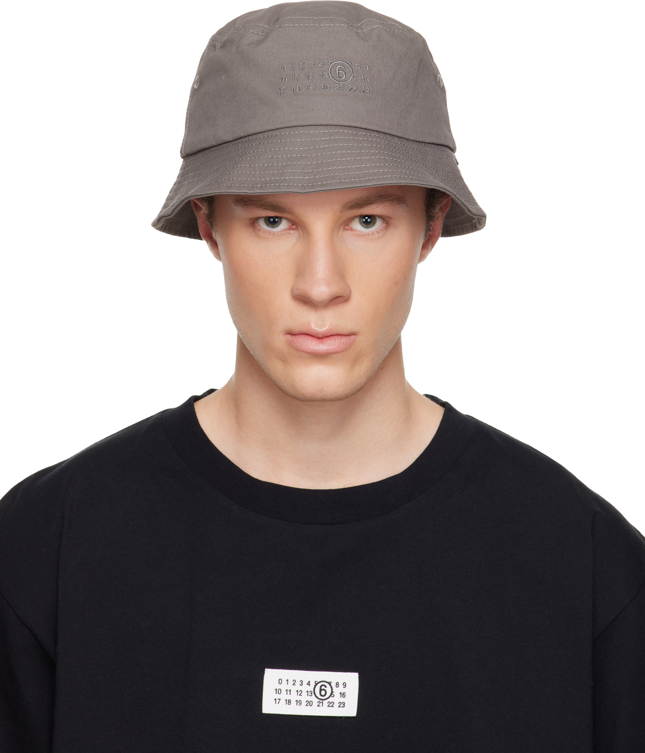 MM6 Maison Margiela: グレー コットンキャンバス バケットハット