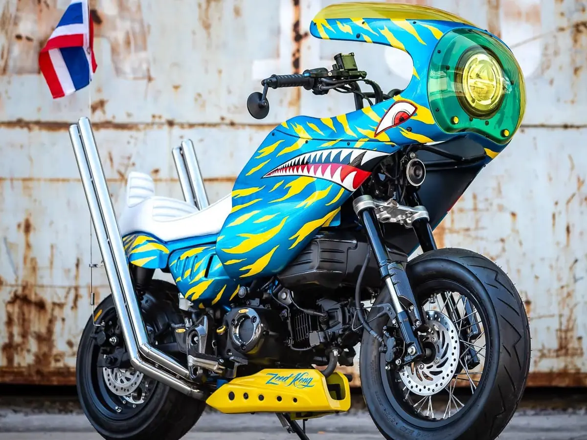 海外】ロケットカウルモンキー！ アウトサイダースタイルをタイの