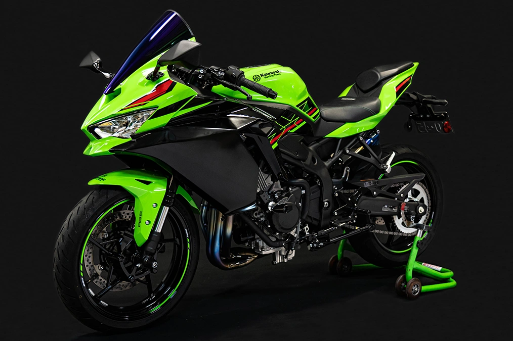 カユイところに手が届く！ TRICK STARより2025年モデル Ninja ZX-4R