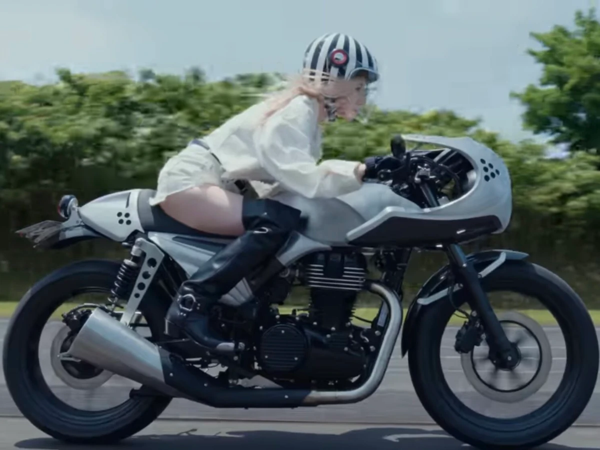 BUZZNIRVANA椎名林檎 BUZZNIRVANA椎名林檎 【公式通販】