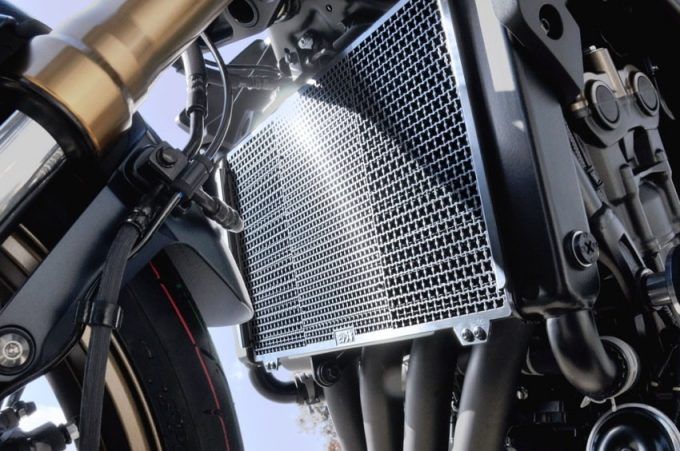 新製品】モリワキからZ900RS/CafeとCBR650R/CB650R用ラジエーター