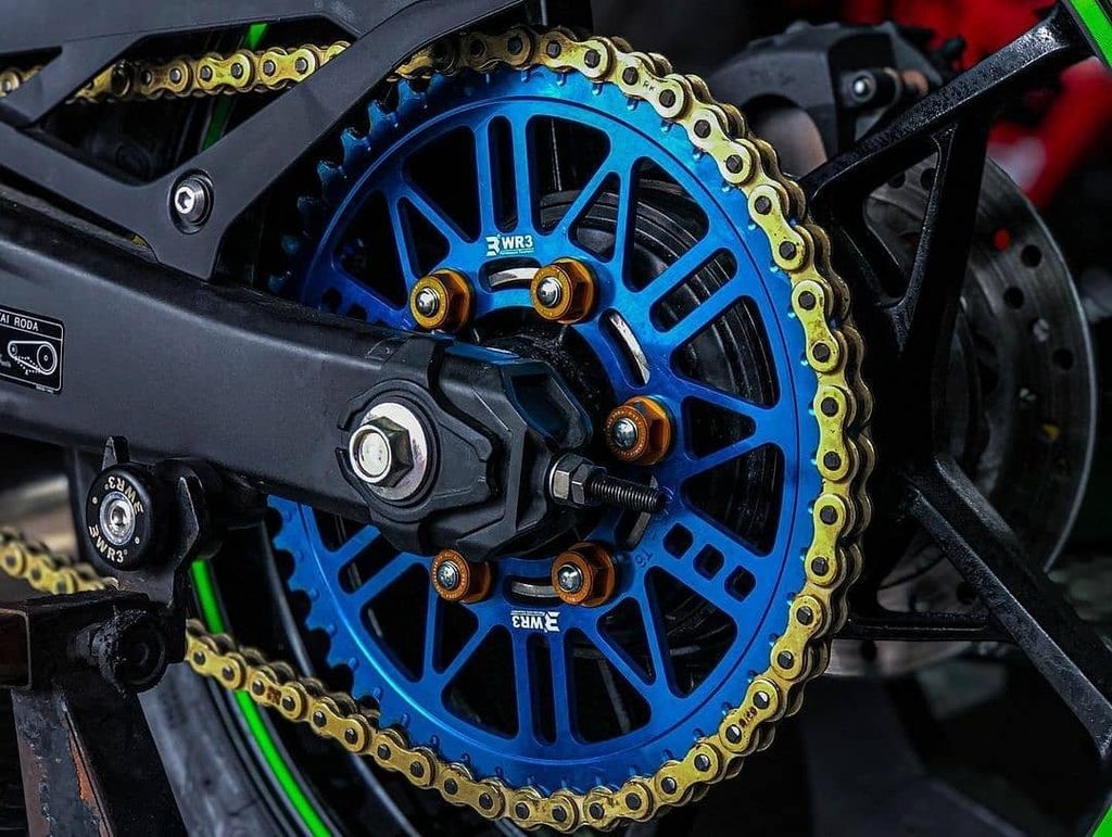 Webike | WR3 ダブルアールスリー リアスプロケット ER-6f(WR3-Rear