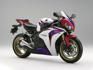 CBR1000RR（EBL-SC59）に適合する｜ニーグリップパッドの商品一覧