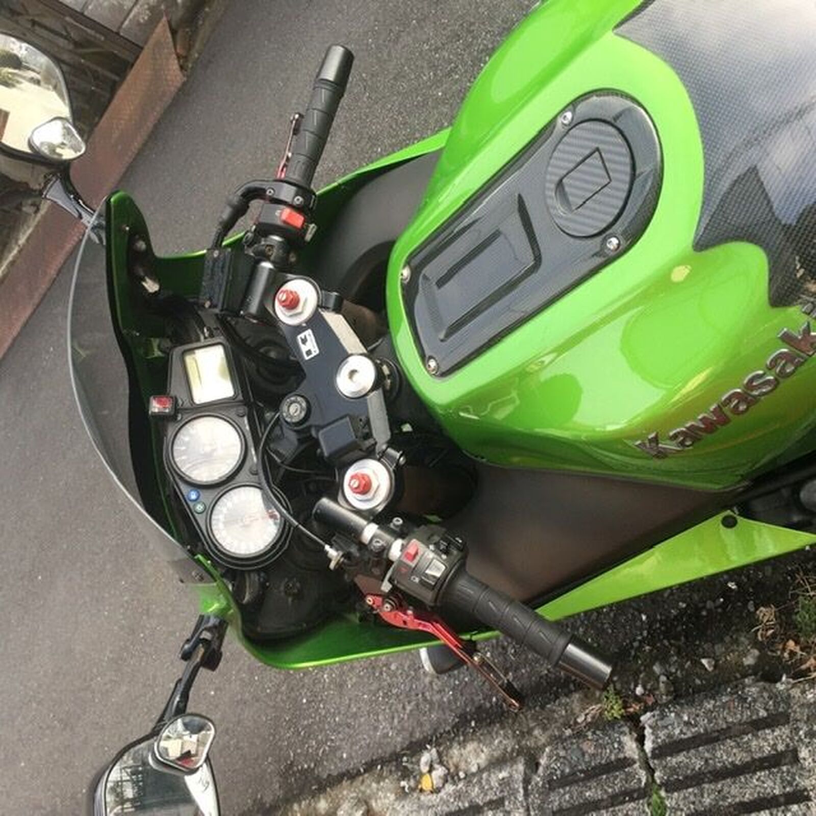 KAWASAKI ZX-12R「ハンドル純正戻し」 | ウェビックコミュニティ