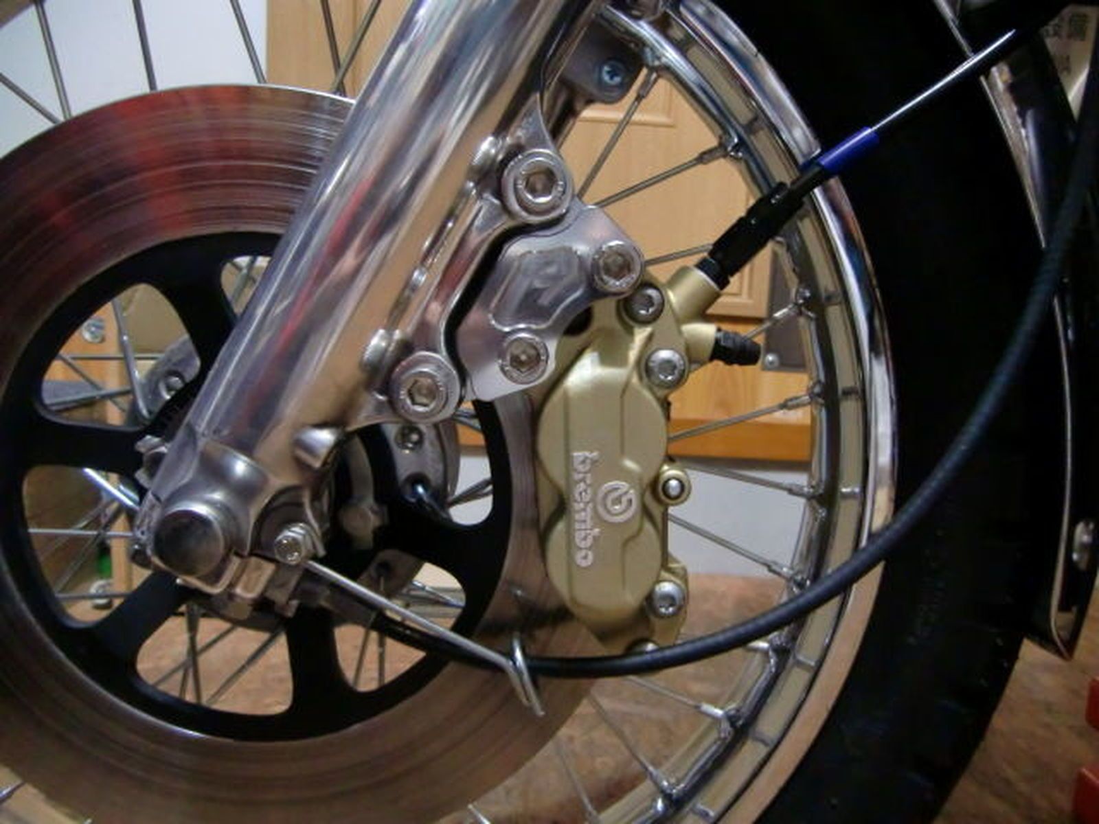 GS750リアホイールGS400ザリゴキバブ等のリアディスク化に