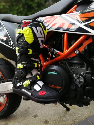 オフロードブーツからSIDI:シディーの口コミ・動画インプレッションを