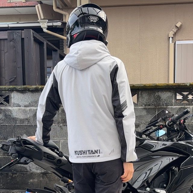 カジュアルパーカー・フーディー・スウェットからKUSHITANI:クシタニの