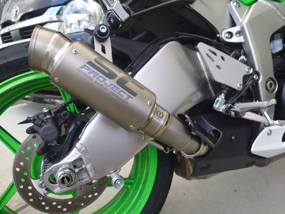 カワサキ ZX-6R SC-PROJECT:SCプロジェクト スリップオンマフラー