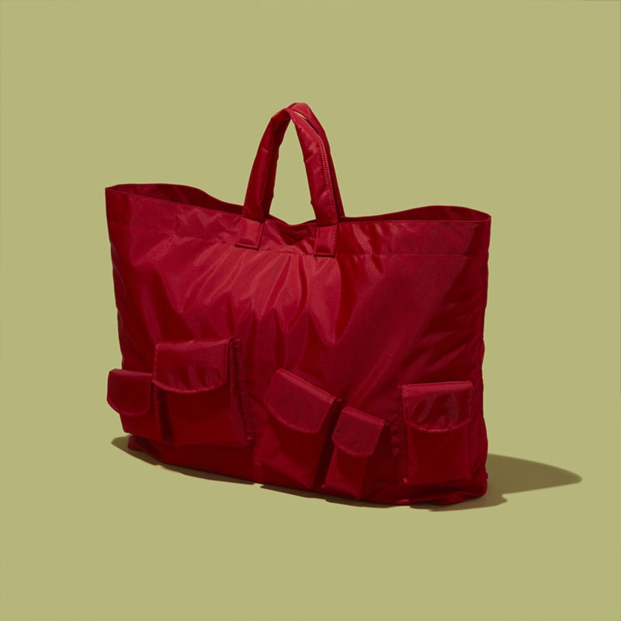 コム デ ギャルソン】大人が選ぶべき新作小物5選。CDGワッペンの黒