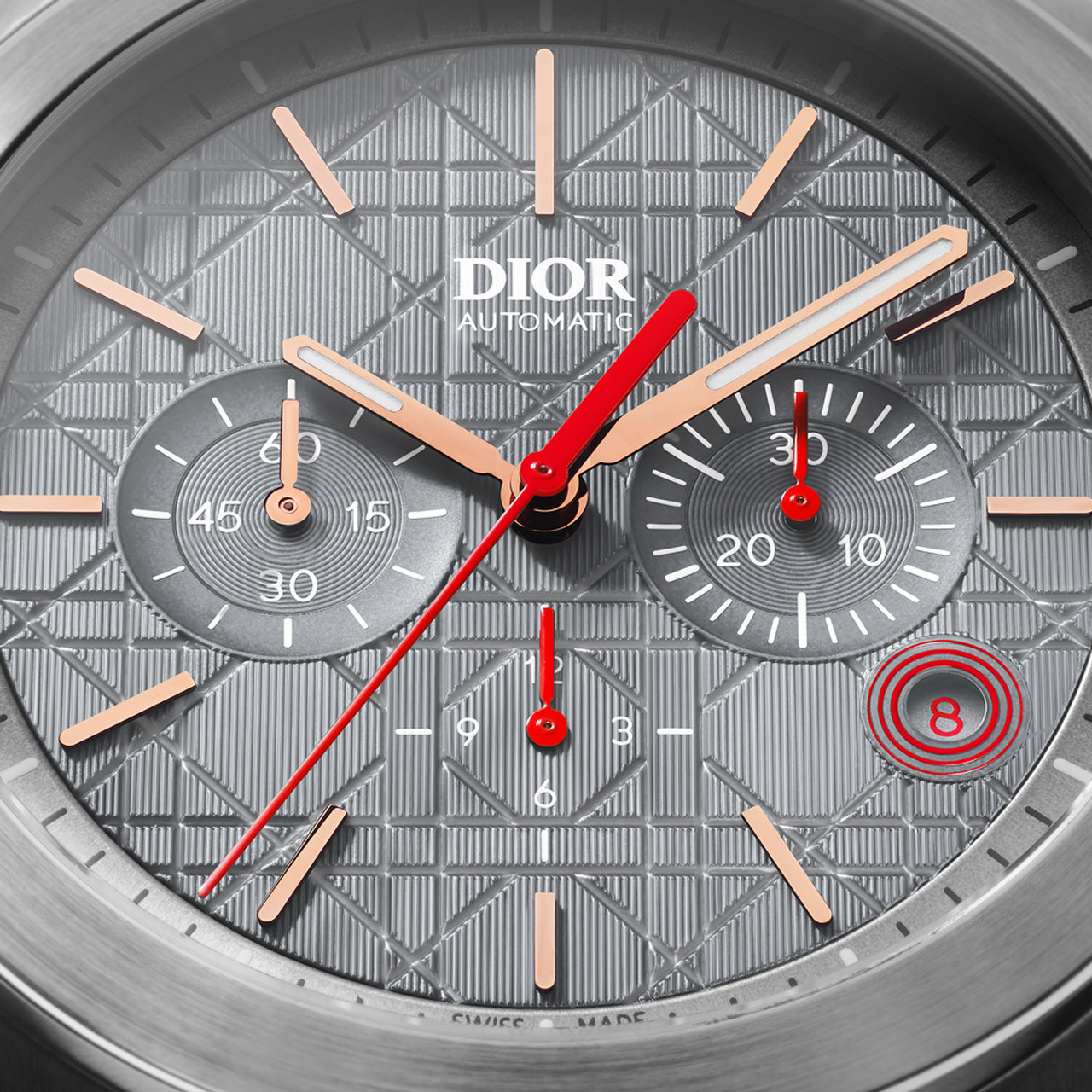 おしゃれな大人の腕時計】グレーの文字盤にピンクゴールドが映える