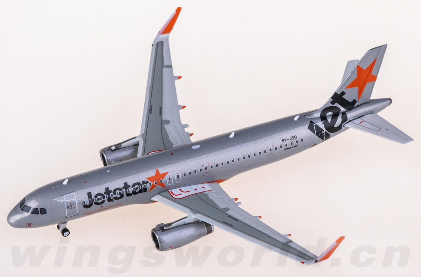 PH12032 Jetstar 捷星航空Airbus A320 9V-JSQ Phoenix 1:400 -飞机模型世界